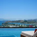 Mavilu Luxury Hotel