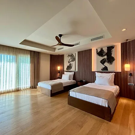 Отель Mavilu Luxury *