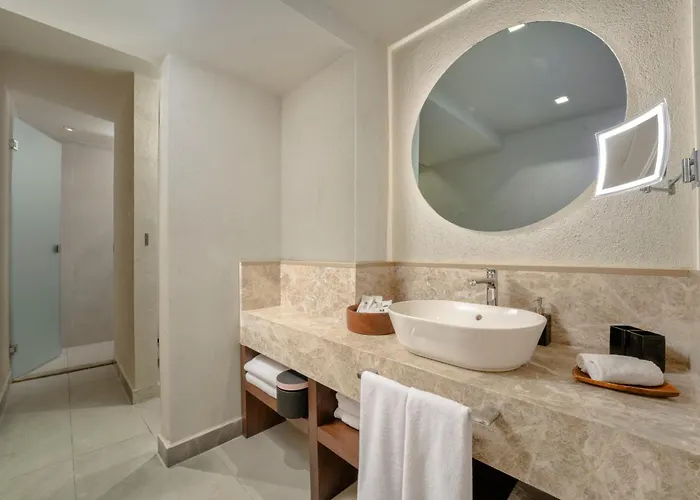Mavilu Luxury Otel *