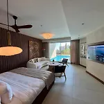 Mavilu Luxury Hotel *