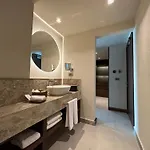 Mavilu Luxury *