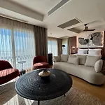 Mavilu Luxury Hotel *