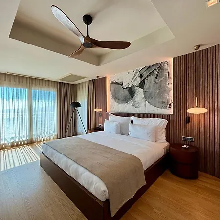 Mavilu Luxury מלון