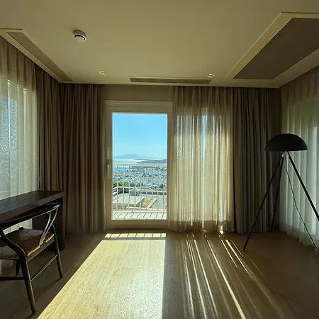Mavilu Luxury מלון