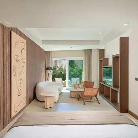 Hotel Mavilu Luxury