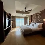 Hotel Mavilu Luxury
