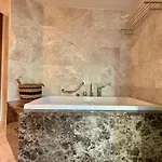 Mavilu Luxury *